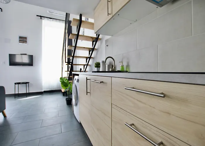 Studio Apartments By Hi5- Cozy Studio